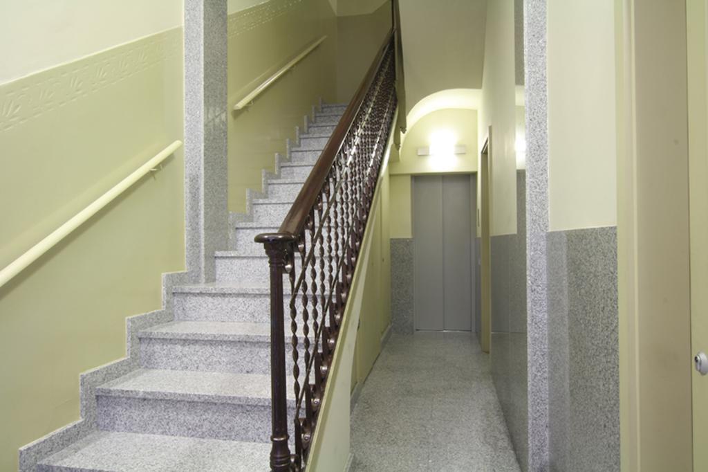 Barcelona Sants Station Apartments Luaran gambar