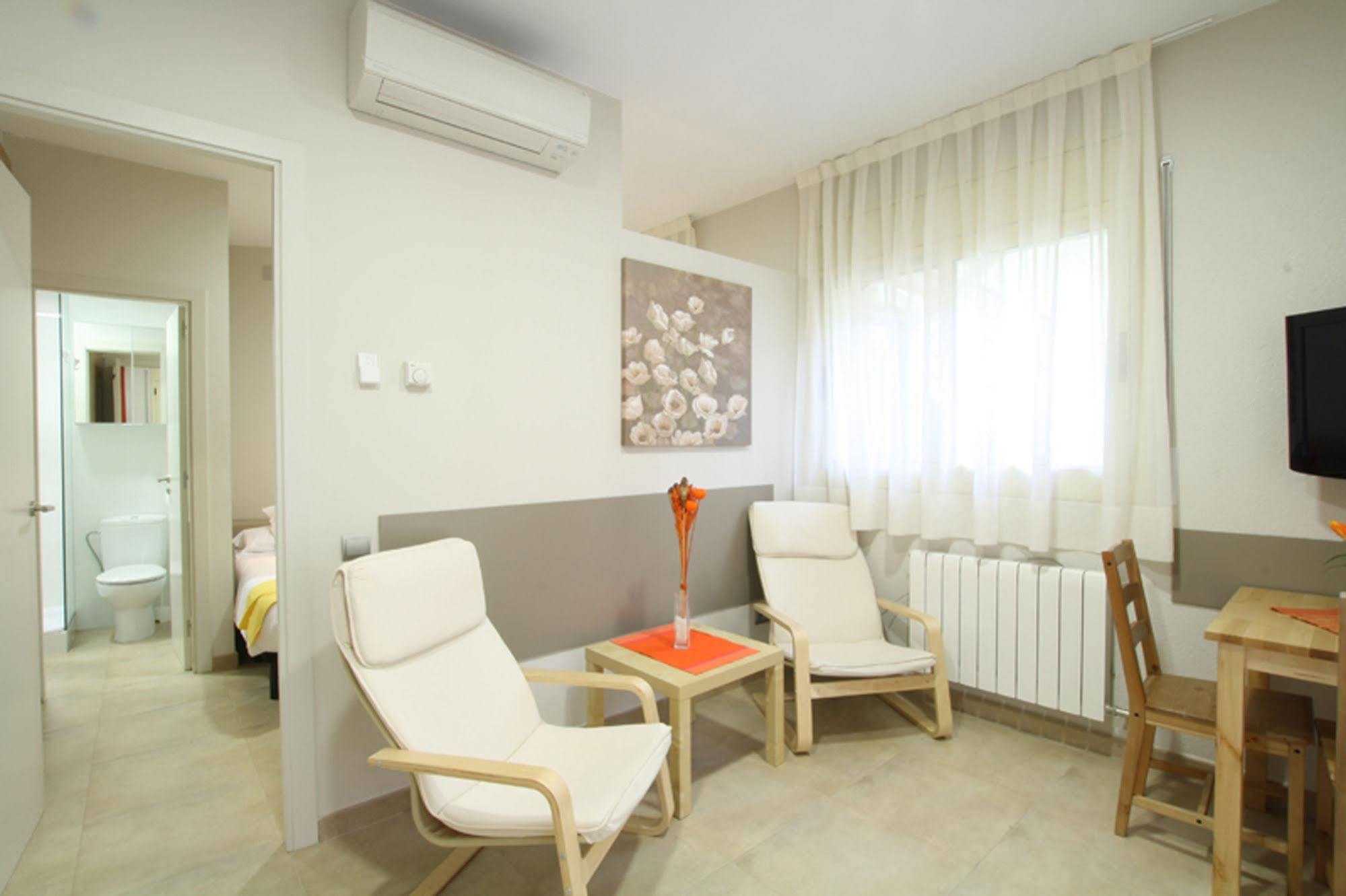 Barcelona Sants Station Apartments Luaran gambar