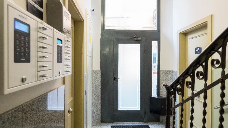 Barcelona Sants Station Apartments Luaran gambar